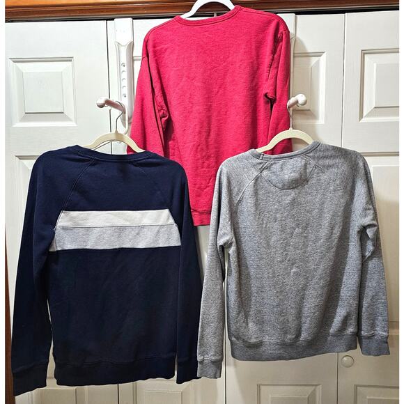 3 Sweatshirts Size Small Solid Red Blue Striped Solid Gray Hanes Old Navy Men's - Picture 4 of 4